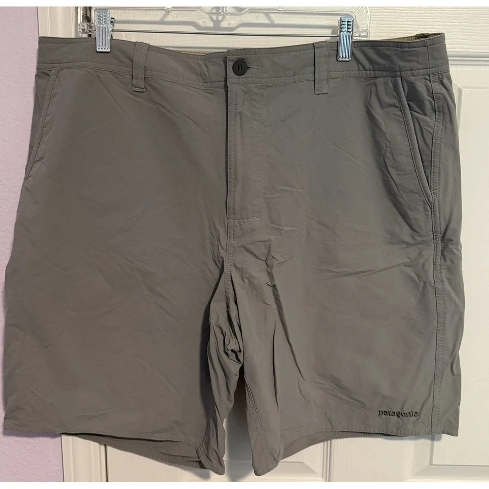Patagonia Men's Board Shorts Sz 40 'Wavefarer' Gray Drawstring Pocket Swim 9